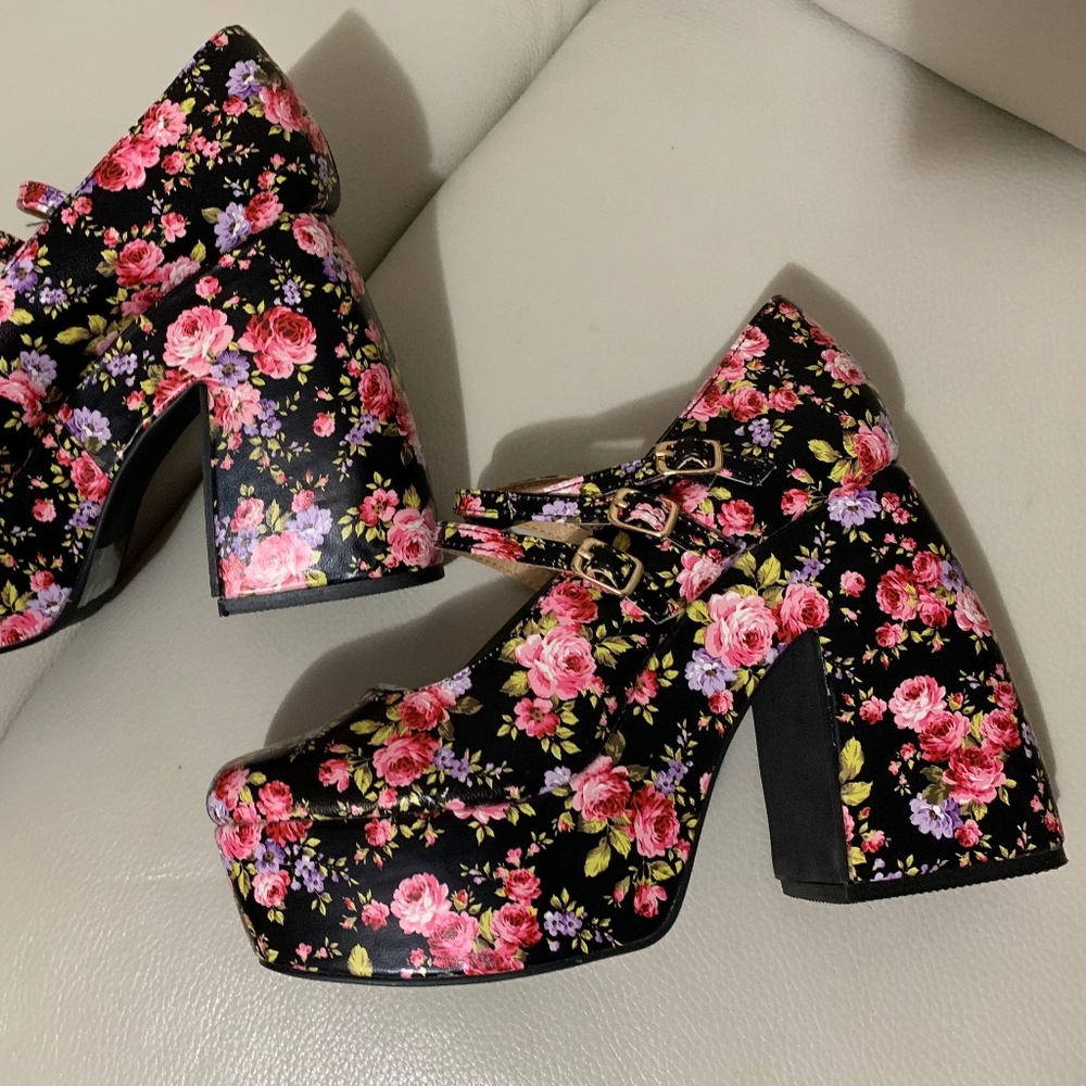 Dolls Kill Polite Talk Platform Mary Janes Size 7 US